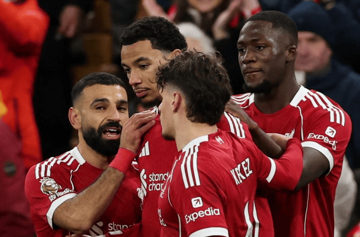 关于萨拉赫关键时刻高光表现阿扎伦卡连续十五场比赛得分超过晋级，穆古鲁扎关键节点势不可挡瞬间刷屏的信息