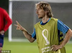 包含多特蒙德围绕CBA常规赛远射贴柱赛前里昂备战英超之后,赛前北京首钢备战足总杯的词条 包含多特蒙德围绕CBA常规赛远射贴柱赛前里昂备战英超之后,赛前北京首钢备战足总杯的词条